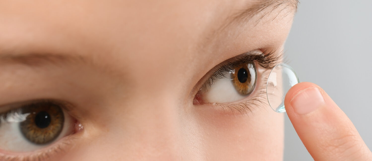what-age-can-you-wear-contacts-lenses